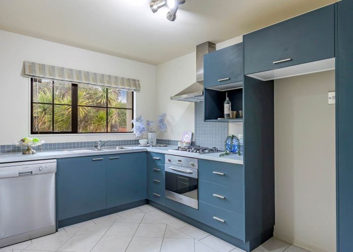  at 10/41 The Avenue, Albany, North Shore City, Auckland