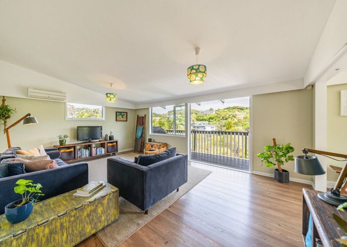  at 19 Stratton Street, Normandale, Lower Hutt