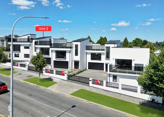  at 2/1 Palmerston Street, Hamilton City Central, Hamilton, Waikato