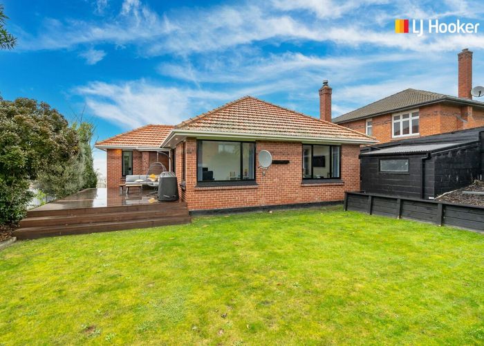 Recently sold 2 Rutland Street, Mornington, Dunedin homes.co.nz