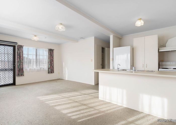  at 142A Oaktree Avenue, Browns Bay, North Shore City, Auckland