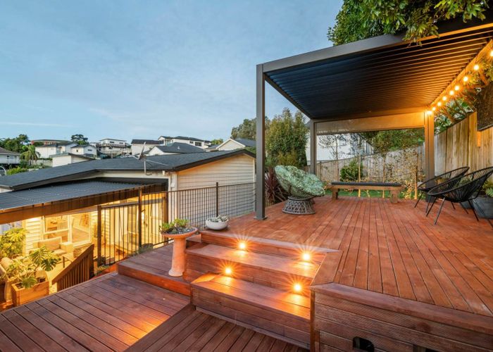  at 9 Bridget Court, Red Beach, Red Beach