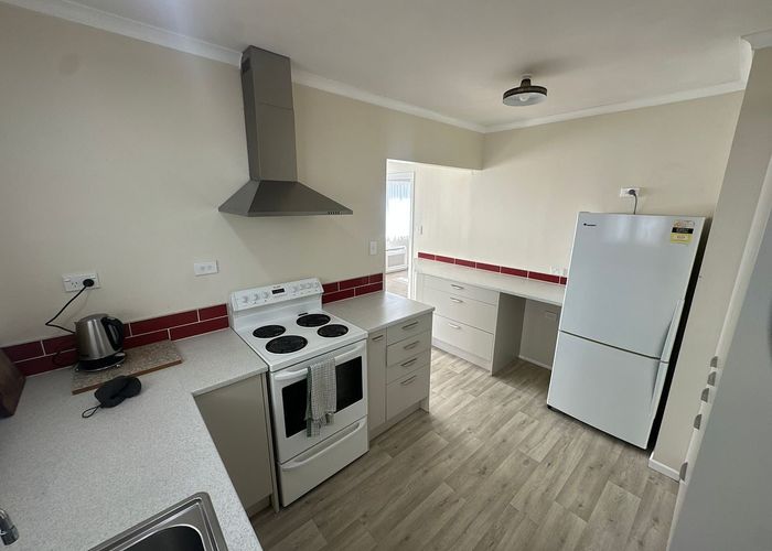  at 38 Whitemans Road, Silverstream, Upper Hutt, Wellington