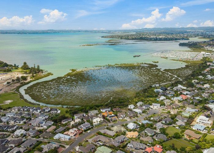  at 23 Bannings Way, West Harbour, Waitakere City, Auckland