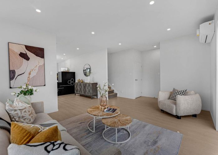  at 196 Henwood Road, Westgate, Waitakere City, Auckland