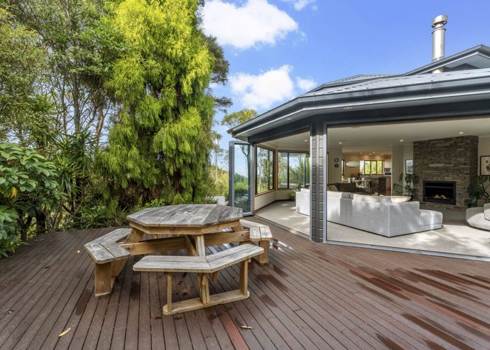  at 197 Carter Road, Oratia, Waitakere City, Auckland