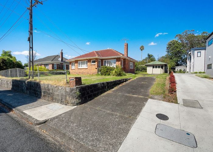  at 35 Sturges Avenue, Otahuhu, Auckland