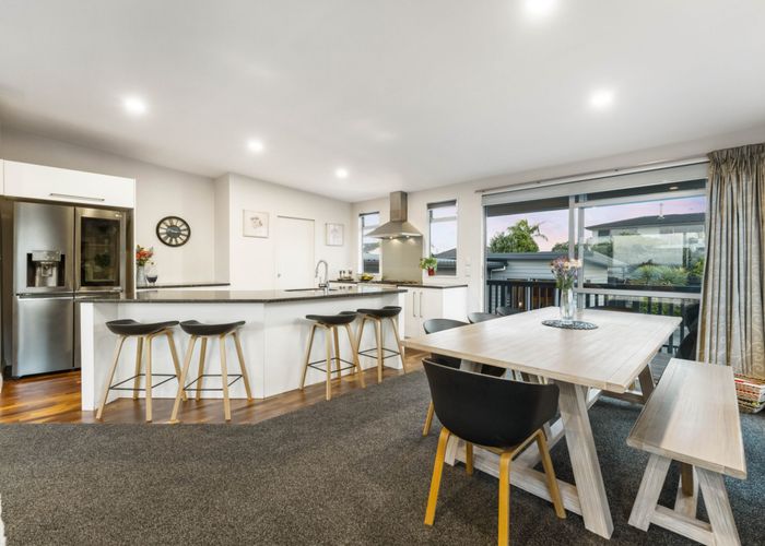  at 6 Intrepid Crescent, Beachlands, Manukau City, Auckland