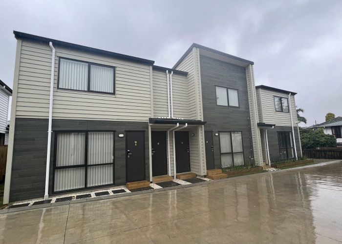  at 15 Matukutureia Lane, Manurewa, Manukau City, Auckland