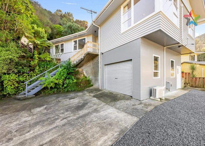  at 25 Lowry Crescent, Stokes Valley, Lower Hutt