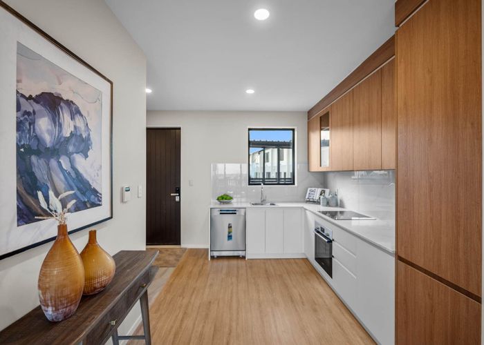  at 19/929-933 East Coast Road, Torbay, North Shore City, Auckland