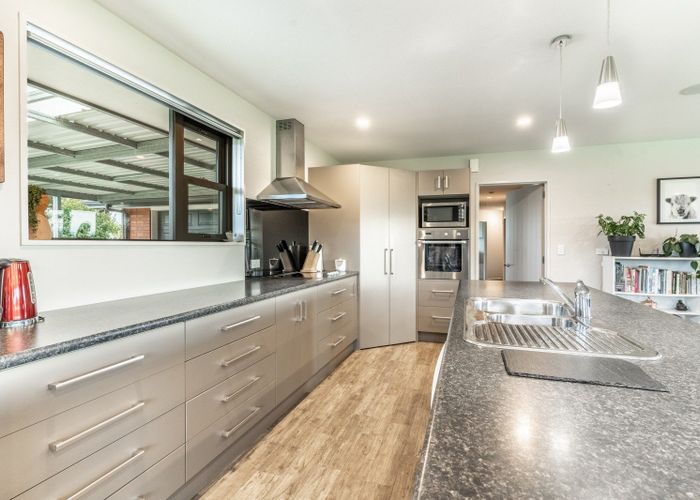  at 170 Moore Road, Lorneville, Invercargill
