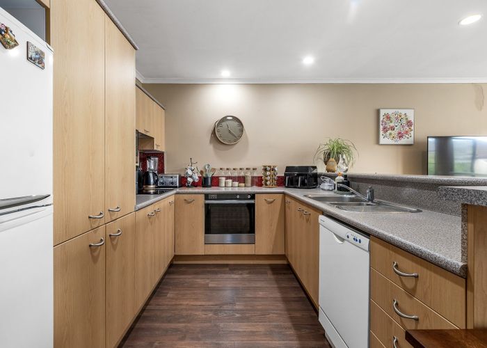  at 32E Miro Street, Mount Maunganui, Tauranga, Bay Of Plenty