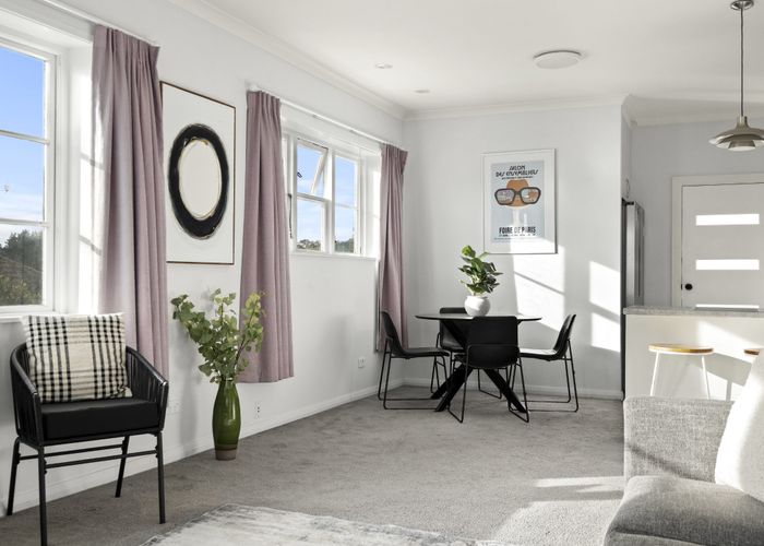  at 14 Scotland Terrace, Green Island, Dunedin, Otago