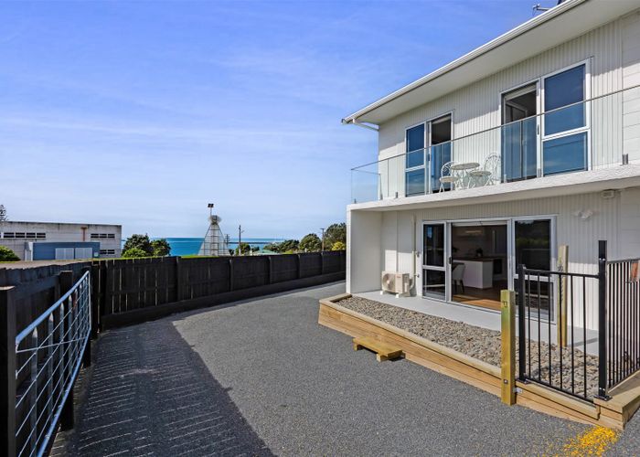  at 38D Breakwater Road, Moturoa, New Plymouth
