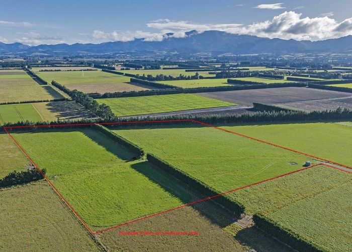  at 306 Burnt Hill Road, Burnt Hill, Oxford