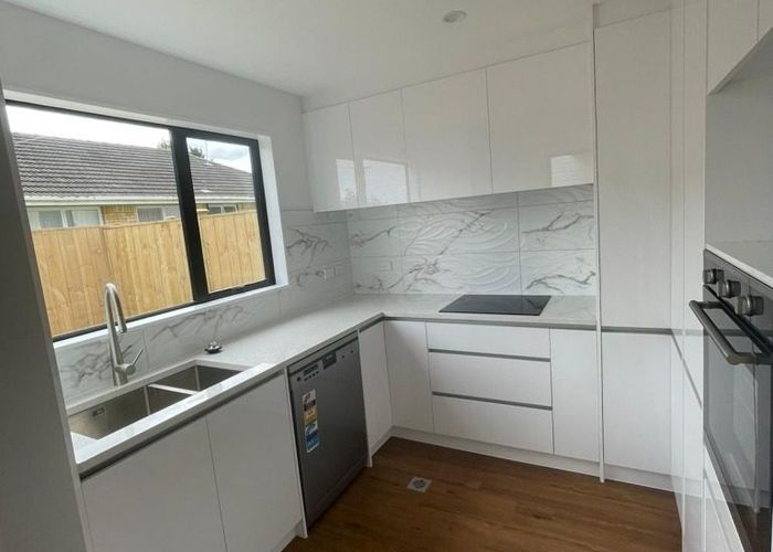  at 4/29 Buckingham Crescent, Papatoetoe, Manukau City, Auckland
