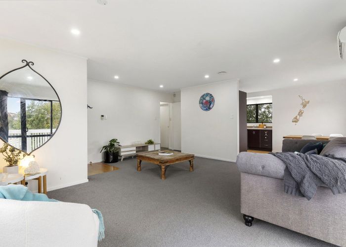  at 39 Garton Drive, Massey, Waitakere City, Auckland