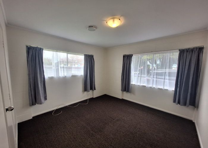  at 1/90 Kenderdine Road, Papatoetoe, Manukau City, Auckland