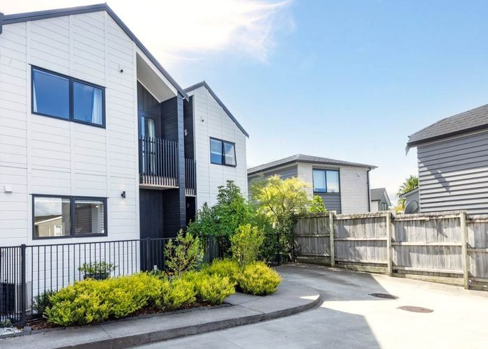  at 11B Kaweka Street, New Lynn, Auckland