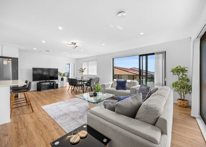  at 5A Te Anau Place, Pakuranga Heights, Manukau City, Auckland
