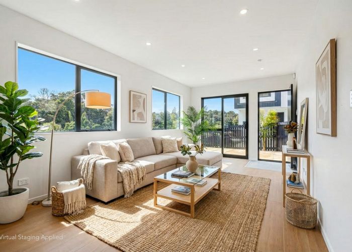  at 11&13 Tabitha Cres, Henderson, Waitakere City, Auckland