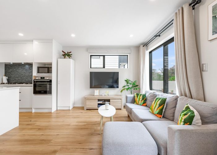  at 59d Redwood Drive, Massey, Waitakere City, Auckland