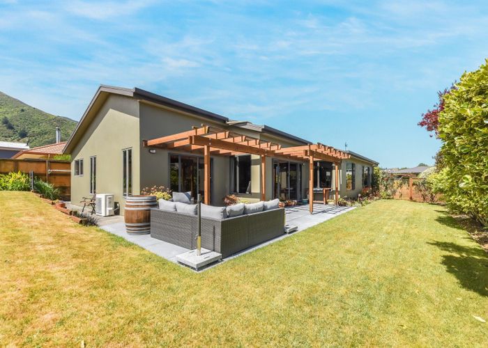  at 8 Nautique Place, Waikawa, Picton