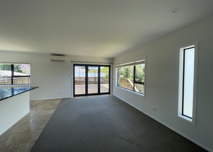  at 2/38A Moore Street, Hillcrest, Auckland