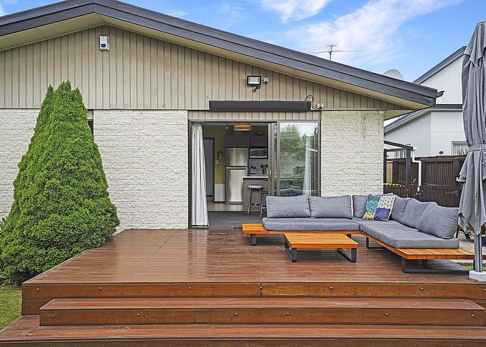  at 194A Racecourse Road, Sockburn, Christchurch