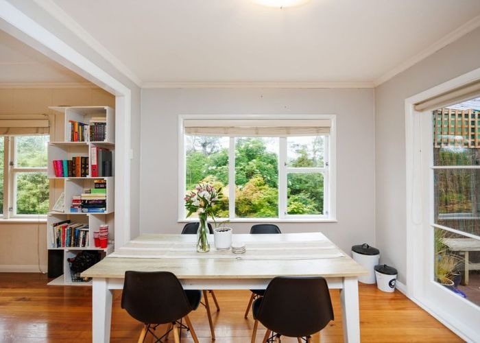  at 140 Aokautere Drive, Fitzherbert, Palmerston North