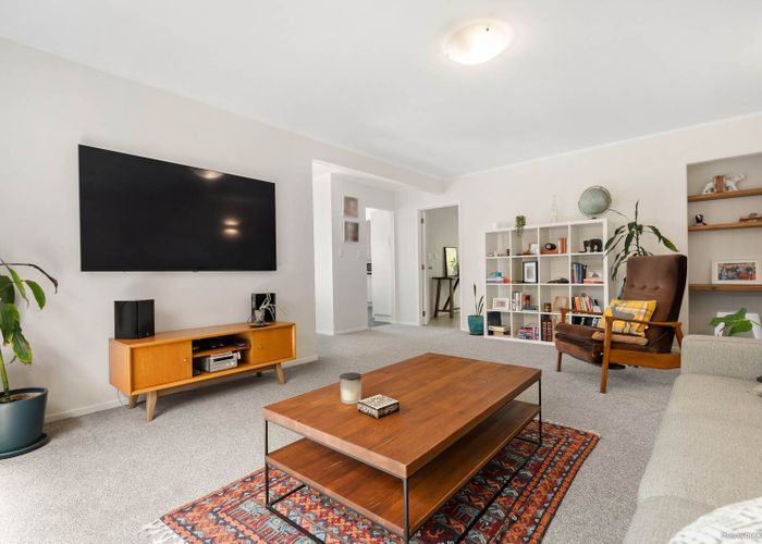  at 1/5 Halder Place, Torbay, North Shore City, Auckland