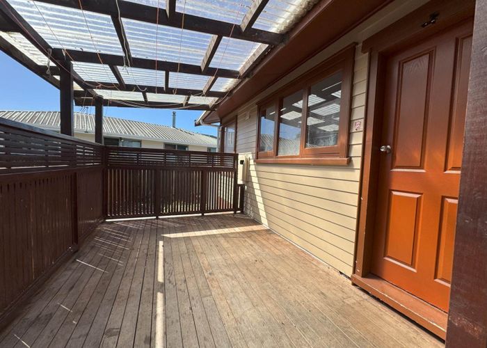  at 39 Canal Road, Avondale, Auckland