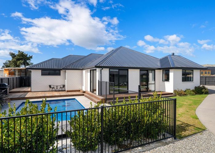  at 8 Hurricane Way, Omaka, Blenheim, Marlborough