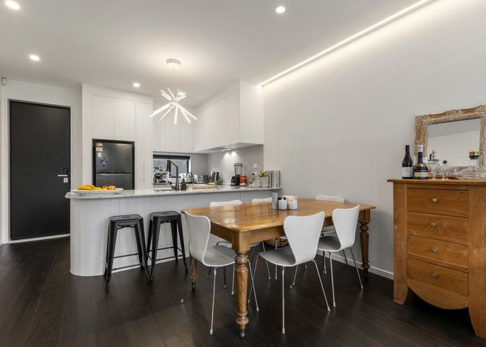  at 18D St Michaels Avenue, Point Chevalier, Auckland City, Auckland