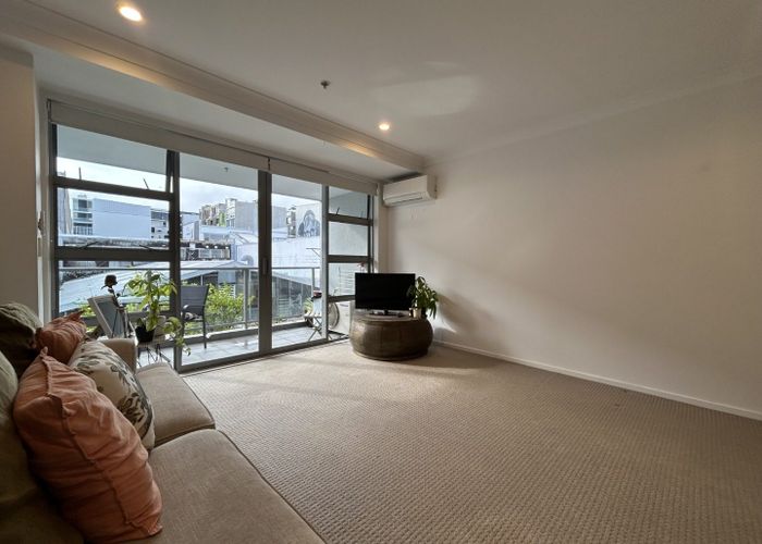  at 2I/33 Mackelvie Street, City Centre, Auckland City, Auckland
