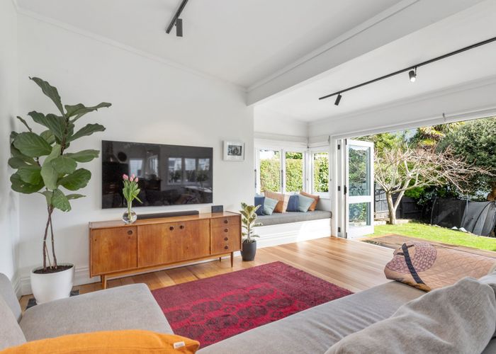  at 25 Kowhai Street, Mount Eden, Auckland
