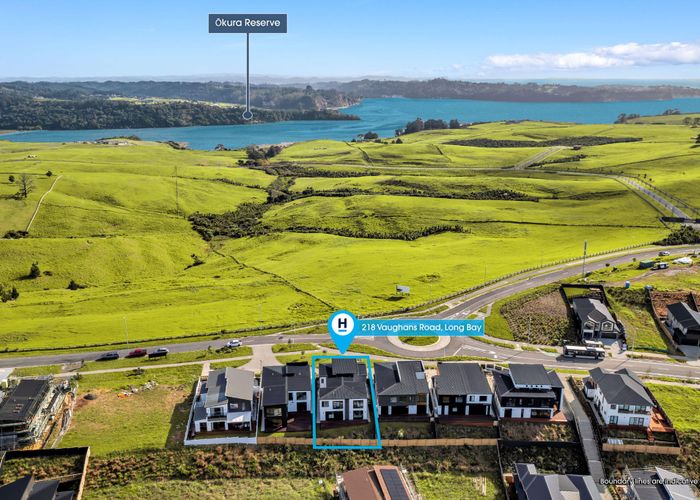  at 218 Vaughans Road, Long Bay, North Shore City, Auckland