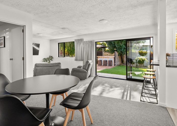 at 8 Hart Place, Bridge Hill, Alexandra