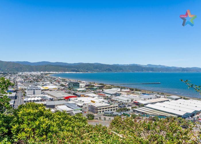  at 30 Korokoro Road, Korokoro, Lower Hutt, Wellington