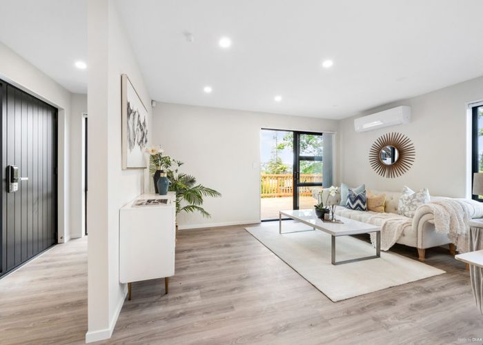  at 8B Nandana Drive, Glen Eden, Auckland