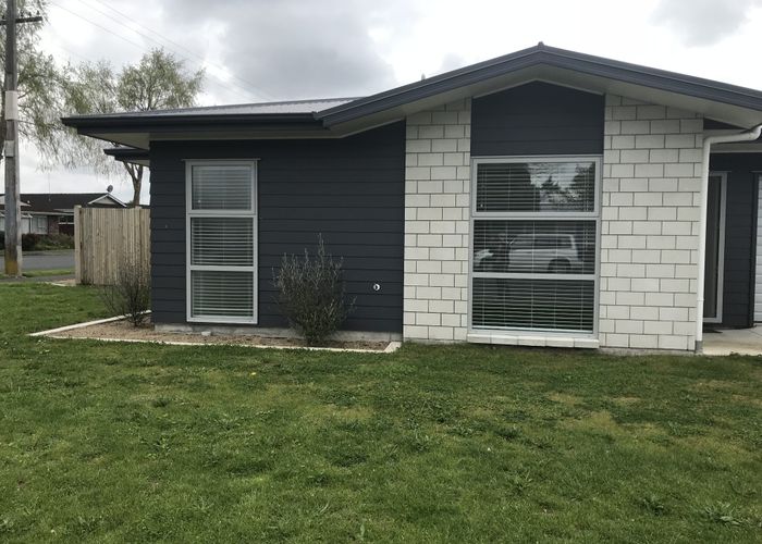  at 2/30 Heath Street, Saint Andrews, Hamilton, Waikato