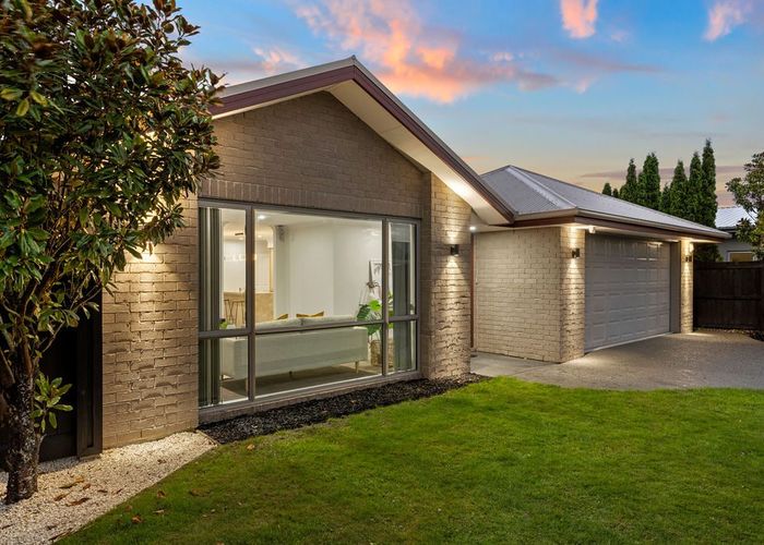  at 2 Rooney Place, Aidanfield, Christchurch