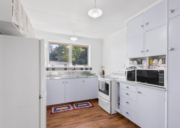  at 27 Falkner Park, Taumarunui