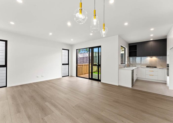  at 88A Hutchinsons Road, Bucklands Beach, Manukau City, Auckland