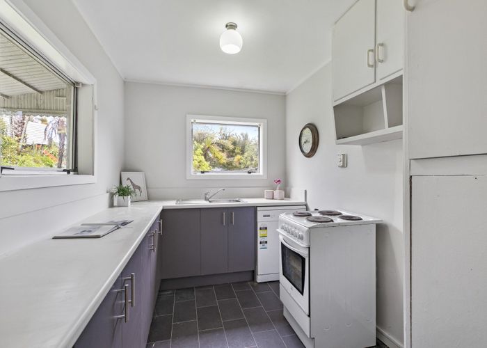  at 2/1A Oates Road, Glen Eden, Waitakere City, Auckland