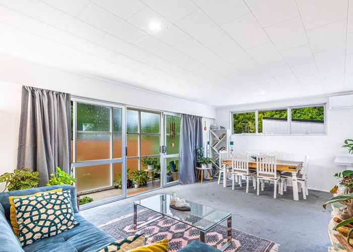  at 2/9 Riverlea Road, Whenuapai, Auckland
