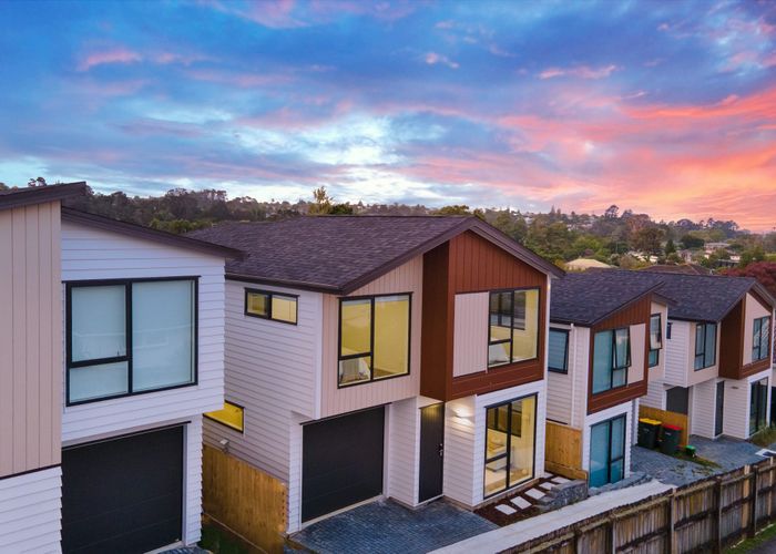  at 86B Harrington Road, Henderson, Waitakere City, Auckland