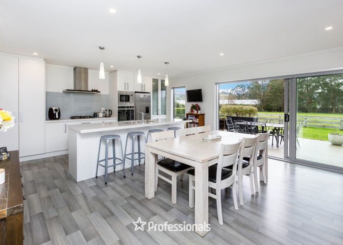  at 112 Parkes Line Road, Maymorn, Upper Hutt
