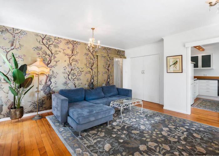  at 2/11 Thatcher Street, Mission Bay, Auckland City, Auckland